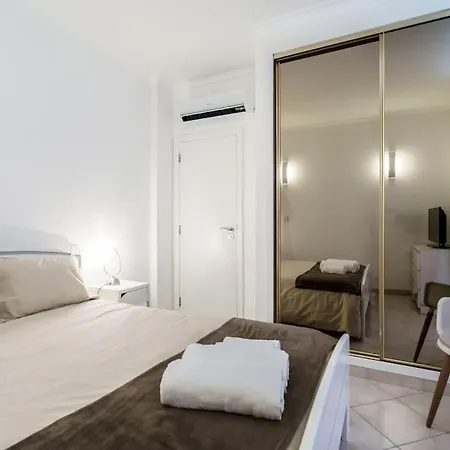Hébergement de vacances By Intiholidays *