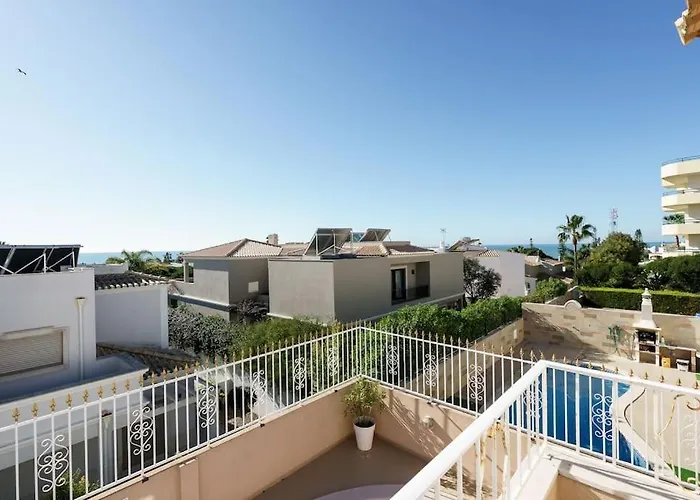 By Intiholidays 度假居