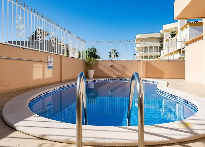 By Intiholidays * 吉亚