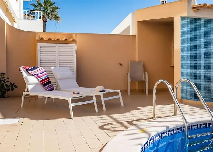 By Intiholidays Holiday home Guia (Faro)